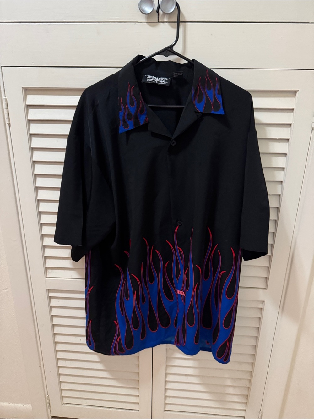 Black Button-Down Flame Print Shirt with Blue & Red Accents - Unknown Brand